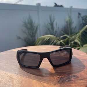 Mens Oakley Gascan matte sunglasses